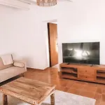 Casa Om * Dosrius