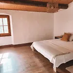 Casa Om * Dosrius