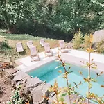 Casa Om Chalet
