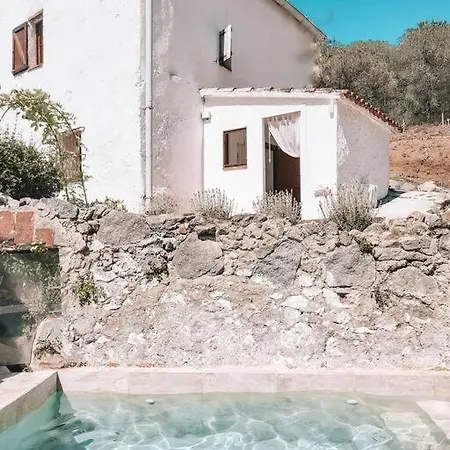 Casa Om * Dosrius